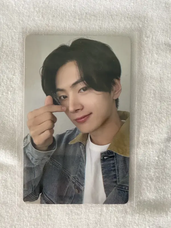 k-pop альбом enhypen,фотокарта enhypen и stray kids,плакат stray kids