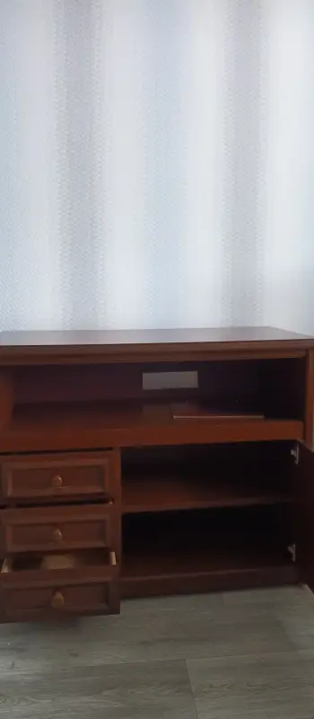 Тумба под телевизор