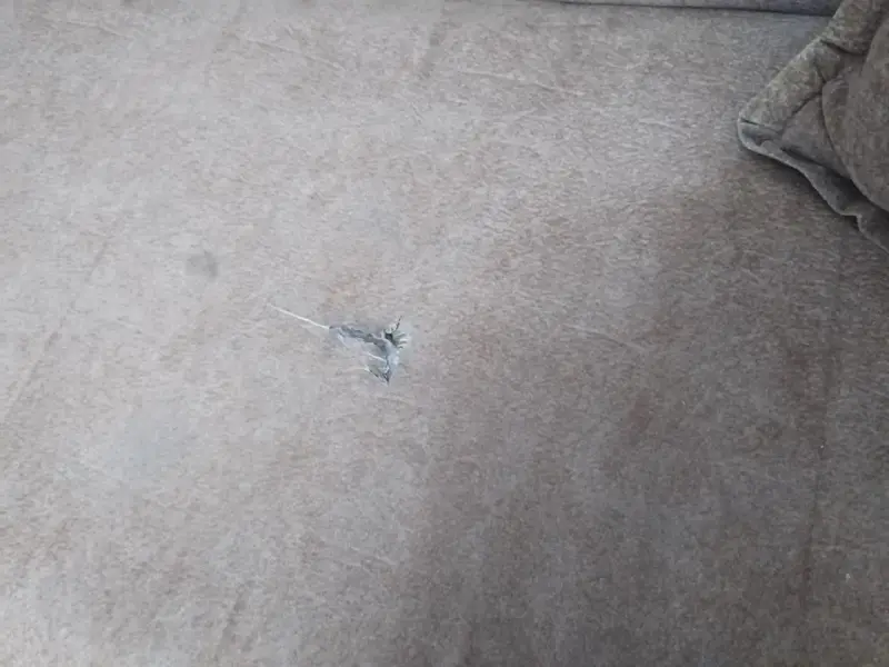 Угловой диван и кресло