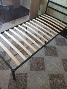 Кровать
