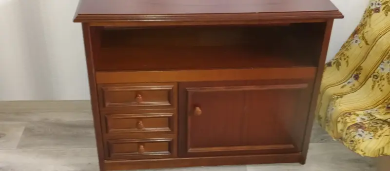 Тумба под телевизор