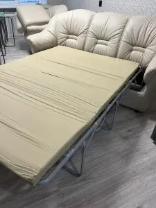 Кожанный диван Пинскдрев