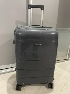 Чемодан