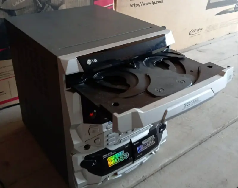Музыкальный центр LG FFN-315