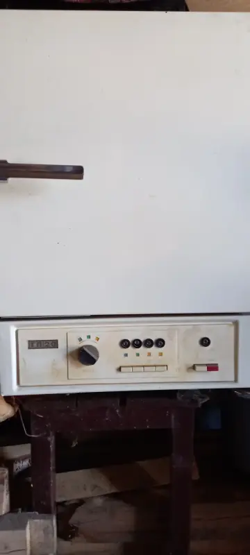 Сухожаровой шкаф