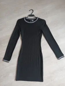 Платье H&M