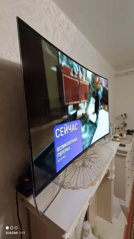 LG 55EA975V OLED Curved Swarovski Limited Edition