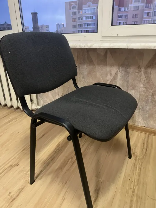 Стул офисный