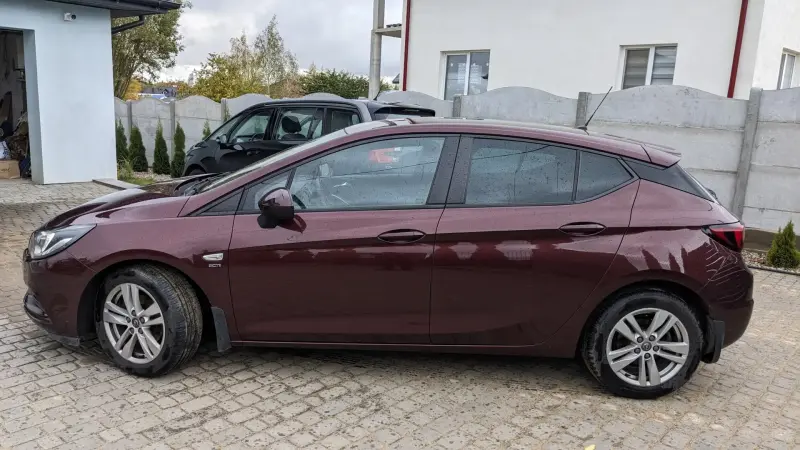 Автомобиль