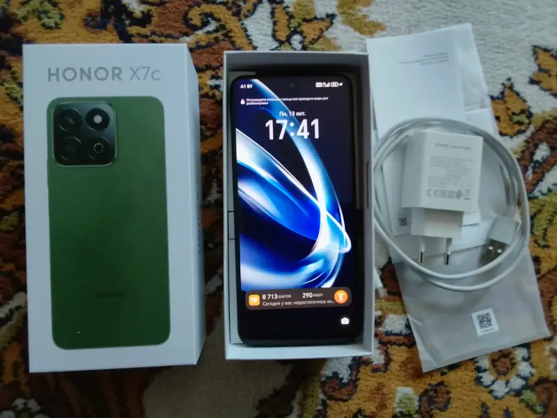 HONOR X7