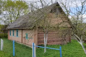 Дом деревянный