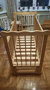 Детская кроватка из массива березы