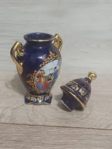 Амфора гейш