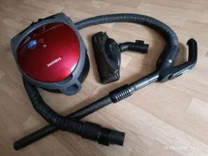 Пылесос Samsung SC- 5155. Мощность 1800 вт.