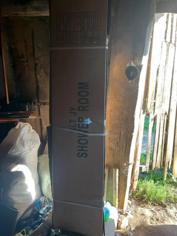 Душевая кабинка