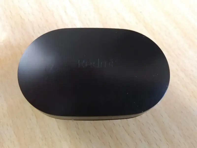 Беспроводные наушники Apple AirPods pro Редми Redmi AirDots 2. Амбюшоры промыты и протерты спиртом. Цена 35 р