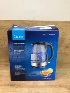 Электрический чайник Midea MK-8016 (а.37-047755)