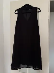 Женское платья