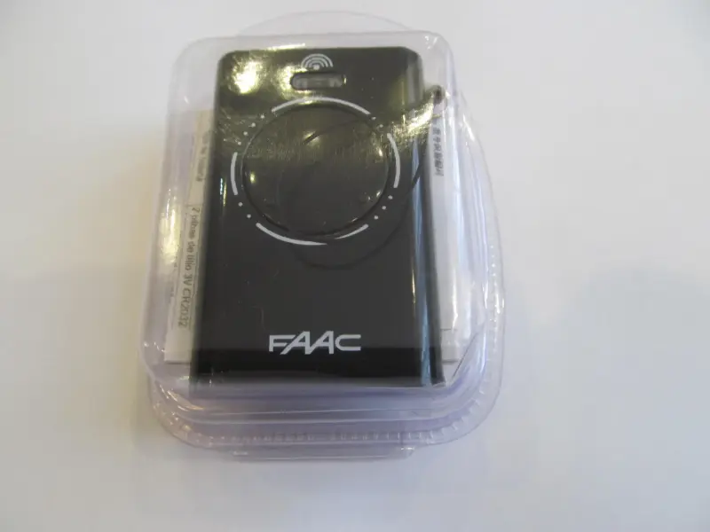 Пульт ДУ для ворот, ролет, шлагбаумов, FAAC XT4 433 SLH LR, черный