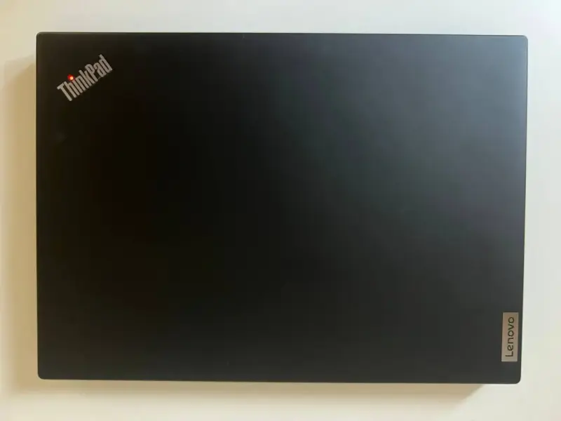 Lenovo ThinkPad T14s gen4 Ryzen 7 7840U/32 Gb/1 TB