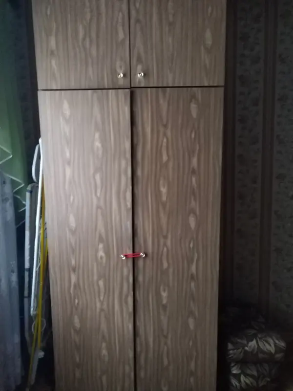 Шкаф