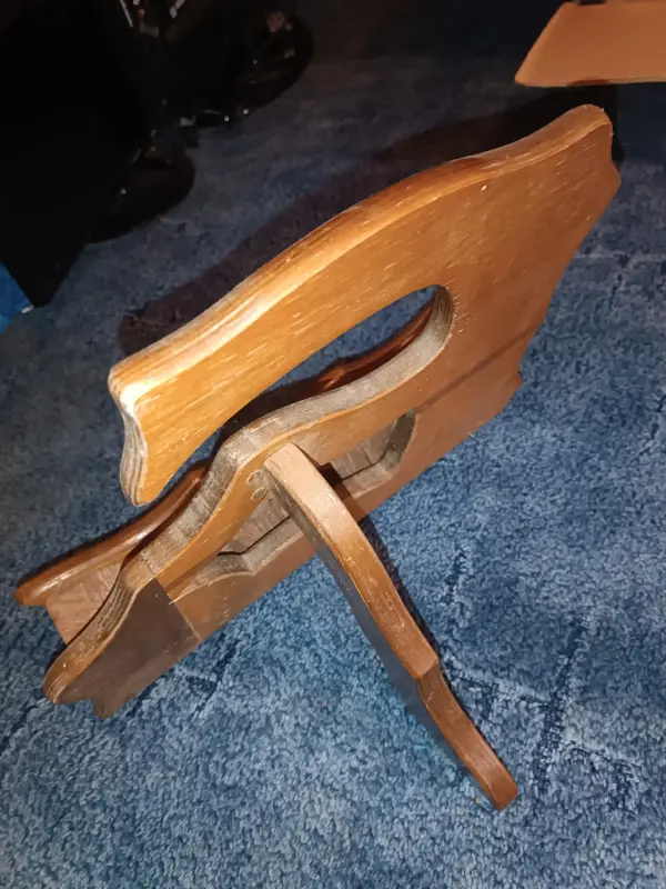 Подставка ручной работы для муз инструментов