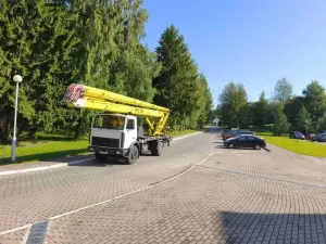Аренда автовышки на базе МАЗ  ПМС-328, с водителем.