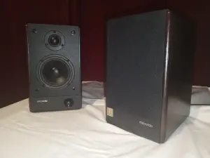 Microlab Solo колонки