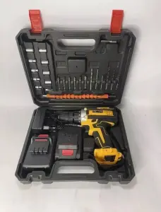 Шуруповерт Dewalt