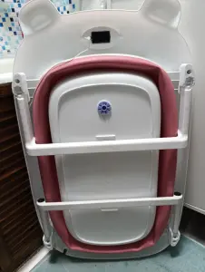 Складная ванночка для купания с гамаком