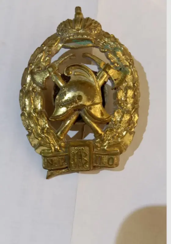Нагрудный знак