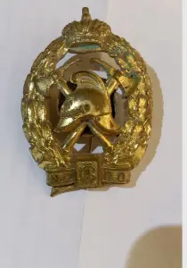 Нагрудный знак