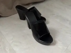 Туфли женские новые