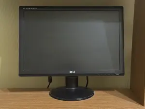 Монитор LG W1934S