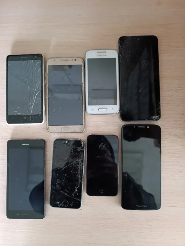 Планшеты и телефоны