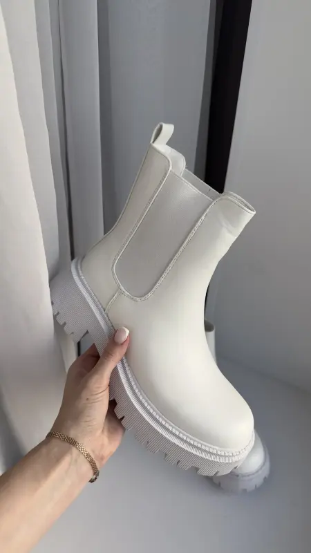 Женские Челси новые