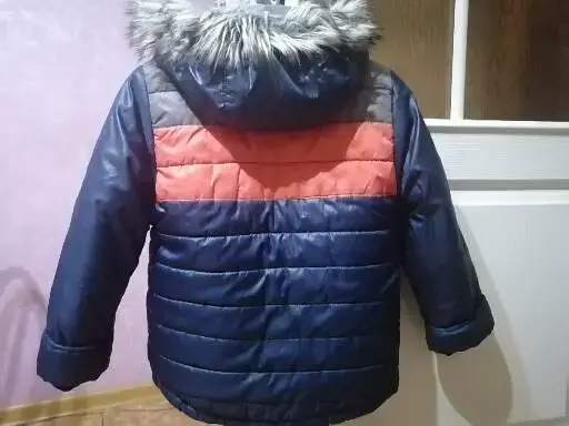 Куртка зимняя, 6-7лет