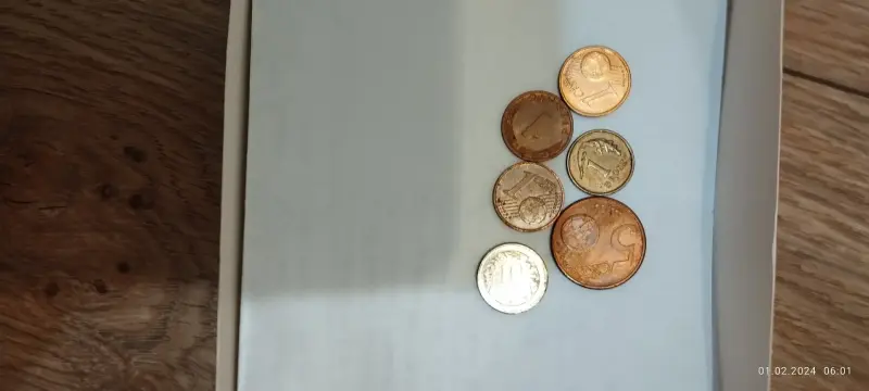 монеты
