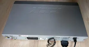 DDVD плеер BBK DV311SI