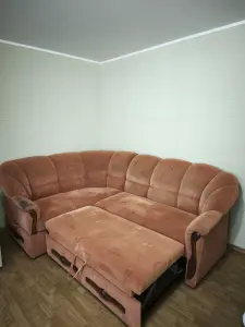 Диван