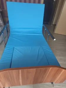 Продам кровать