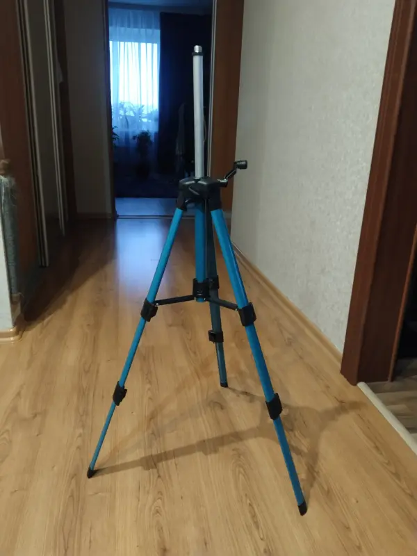 Штатив для лазерного уровня.