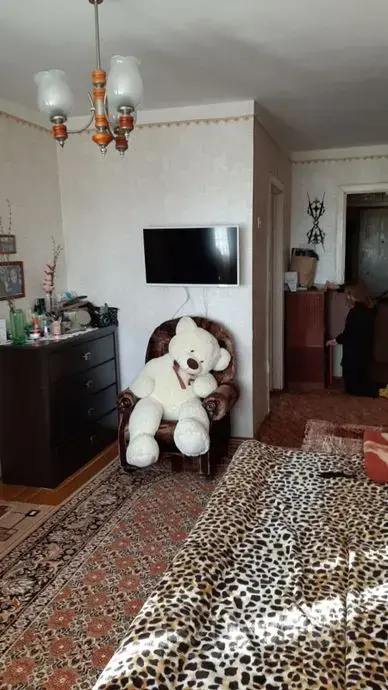 Продам 2/3 доли в  3х ком. кв. или всю г. Щучин
