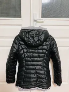 Куртка для девушки