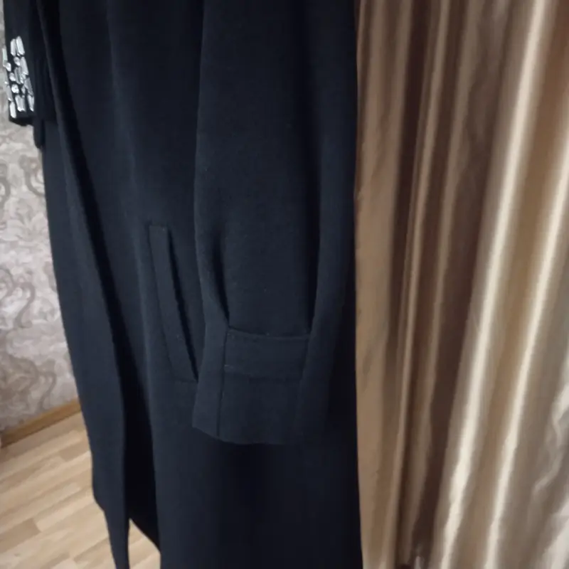 Шуба натур.мех каракуль р-р 46-48+Подарок