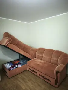 Диван