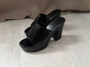 Туфли женские новые