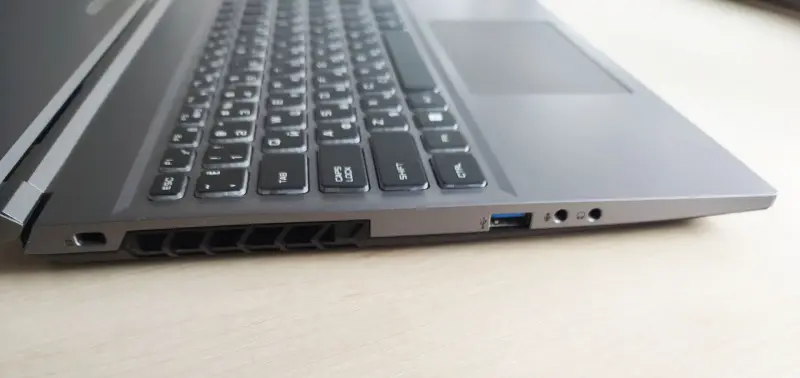 Ноутбук Maibenben X558 15.6" 1920 x 1080, 32 ГБ, 3 ТБ SSD, RTX 3060 6 ГБ