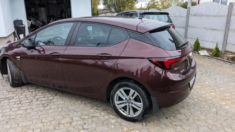 Автомобиль