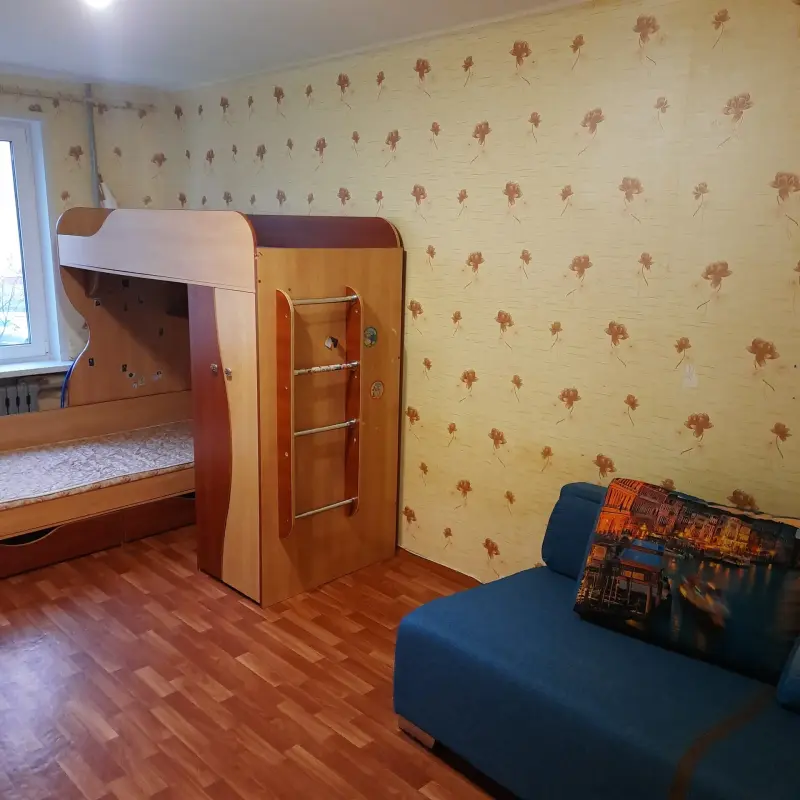 Сдам 2 комнатную квартиру